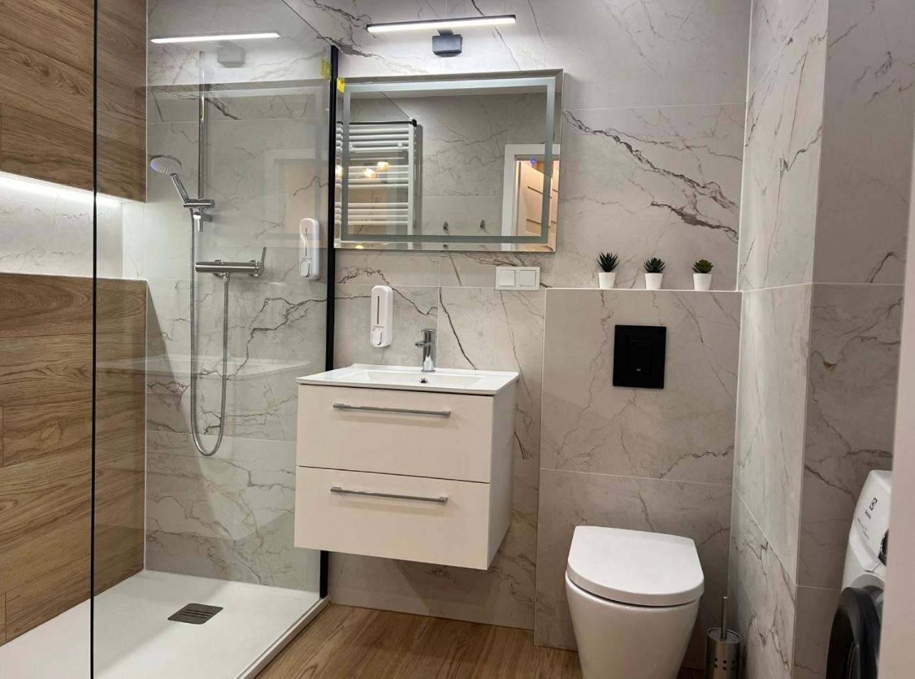 Apartamenty Wroclawia Centrum Luaran gambar